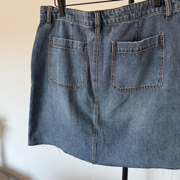 KUT Denim Mini Skirt Size 10 Effortless Everyday Fit - Picture 4 of 4
